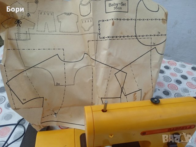 PIKO GABRIELA детска шевна машина ГДР, снимка 15 - Други ценни предмети - 39318774