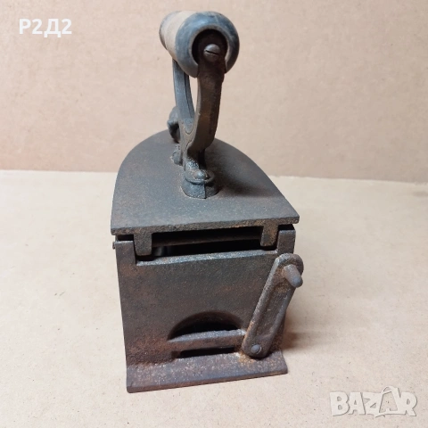 стара ютия на жар с лъвска глава , снимка 3 - Антикварни и старинни предмети - 53220055