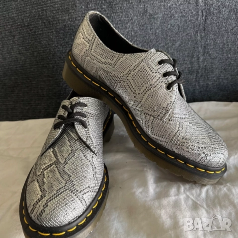 обувки Dr. Martens 3 Eye 1461 Silver Metallic номер 39 , снимка 5 - Дамски ежедневни обувки - 52670761
