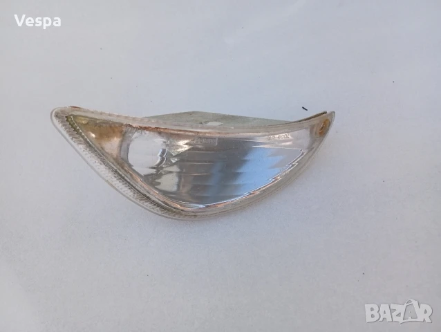 640971 Piaggio Vespa LX50 заден десен мигач , снимка 2 - Части - 51318156