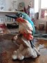 порцеланова статуетка на птица кралско рибарче от Шри Ланка. Височина 20 см.