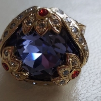 Versace-златен стар пръстен с естествени камъни, снимка 1 - Пръстени - 36039975