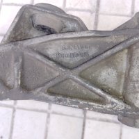 Конзола за двигател за Renault 8200140436, снимка 5 - Части - 41522402