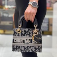 Дамска чанта Christian Dior код 028, снимка 1 - Чанти - 34321878