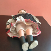 Колекционерска кукла народна носия Чехословакия ретро Celluloid 35 см, снимка 7 - Колекции - 44934272