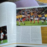 Пълна футболна енциклопедия Глобул отлична твърди корици, снимка 9 - Футбол - 41045177
