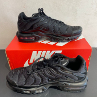 Nike TN AirMax Triple Black / Outlet, снимка 2 - Спортно елегантни обувки - 44667443