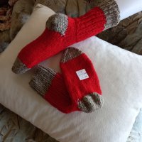 Ръчно плетени дамски чорапи от вълна размер 38, снимка 2 - Дамски чорапи - 41763383