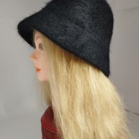 Дамска зимна шапка тип  идиотка, снимка 7 - Шапки - 42370514