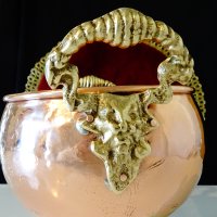 Меден съд с бронзови дръжки,лъвски глави. , снимка 8 - Антикварни и старинни предмети - 40253196