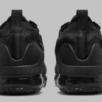 Nike Air Vapormax Black 2021 / Outlet, снимка 5 - Спортно елегантни обувки - 44667741