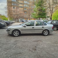 Продавам  Опел Вектра, снимка 2 - Автомобили и джипове - 40895009