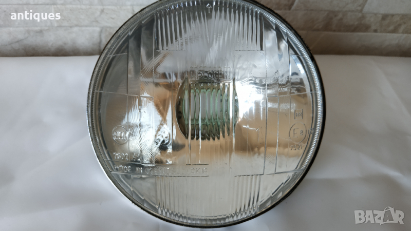 Халогенен фар за Шкода / Skoda 100 - 110L - 110R - 130RS , снимка 1