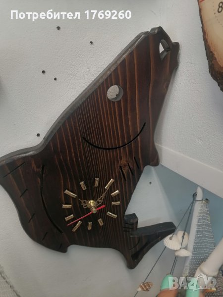 Продавам дървен часовник Риба! , снимка 1
