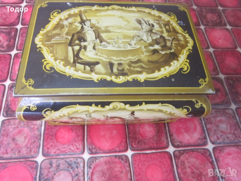 Невероятна ламаринена кутия за бижута , снимка 1