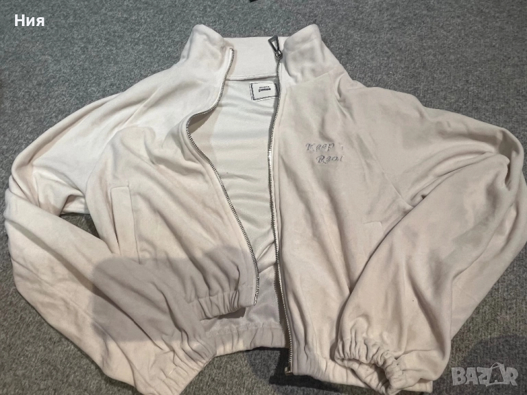 Суичър- бял, бежов, снимка 1