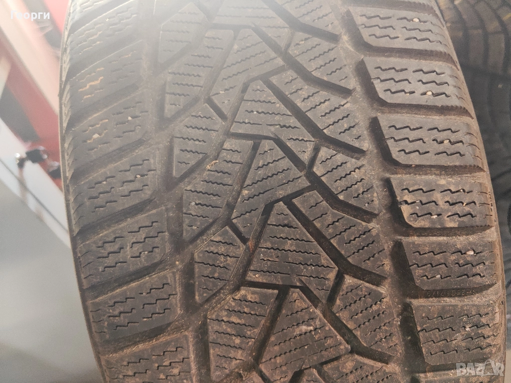 4бр. зимни гуми 215/50/18 Uniroyal, снимка 1
