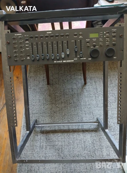 СТОЙКА ЗА УСИЛВАТЕЛИ, снимка 1