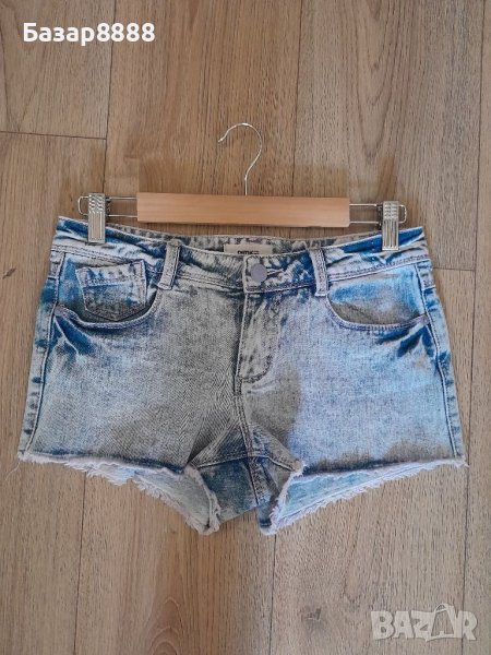 Къси дънчени панталонки, снимка 1