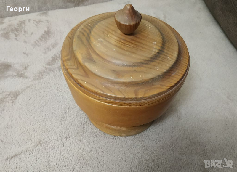 Дървена купа с капак, снимка 1