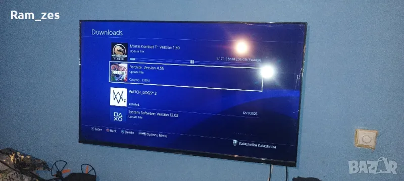 Продавам PS4 slim 500gb, снимка 1