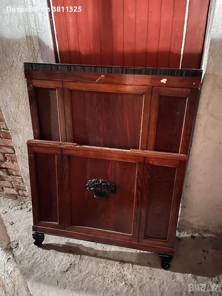 Старинни два кревата, снимка 1