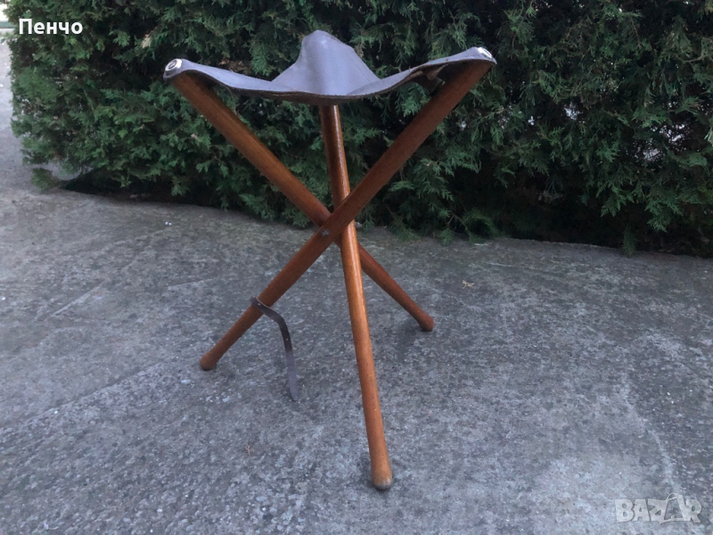 старо военно /офицерско/ столче - СДЕЛАНО В СССР, снимка 1