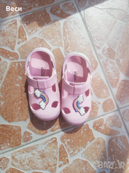 Детски сандали , снимка 1