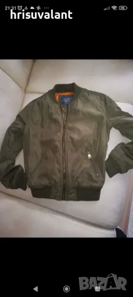 Яке бомбър Bershka , снимка 1