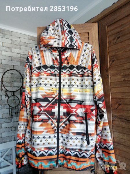 Яке ветровка с качулка  , снимка 1