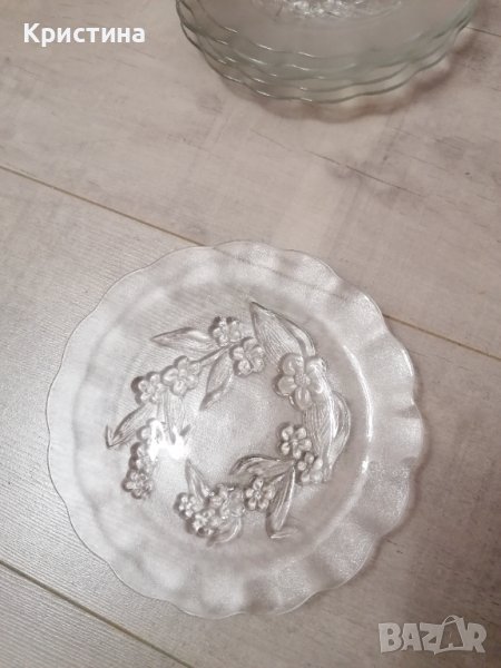 Малки стъклени сервизни чинии , снимка 1