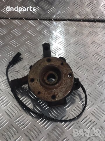 Предна дясна главина Renault Clio,1.2i,16v,2007г.