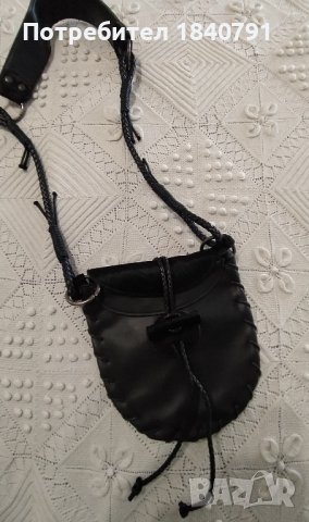 Малка черна кожена чанта кросбоди - Antonello Serio , снимка 2 - Чанти - 40913657