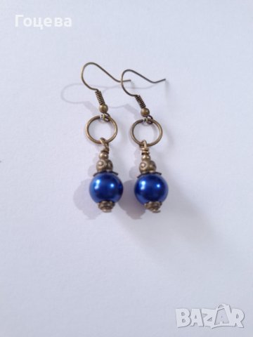 Новите ни елегантни обици с мастилено сини перли Сваровски и бронзови орнаменти , снимка 3 - Обеци - 40853825