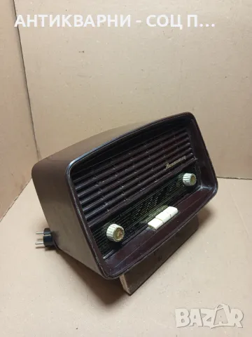 Соц Старо Бакелитено Радио Комсомолец., снимка 2 - Антикварни и старинни предмети - 49406820