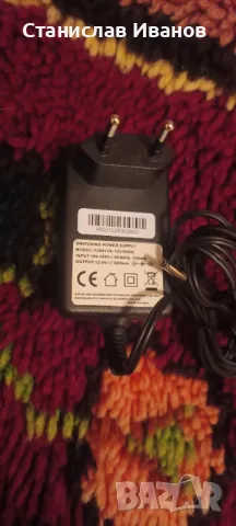 Продавам захранващи адаптери