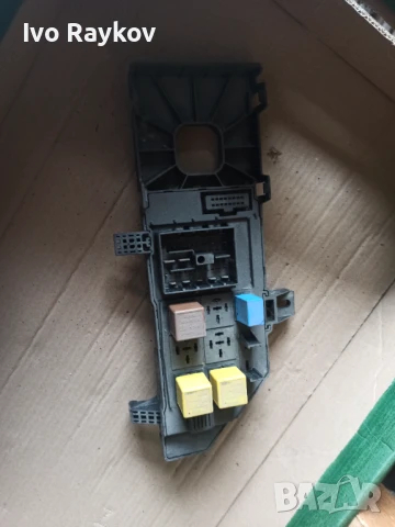 Бушонно табло за OPEL VECTRA C FUSE BOX 24400590