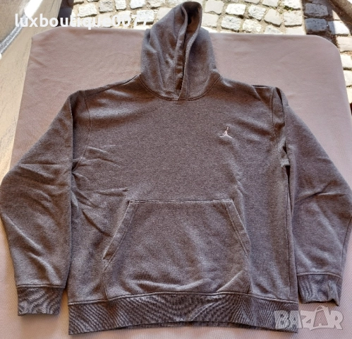 Чисто нов без етикет суичър Jordan essentials M