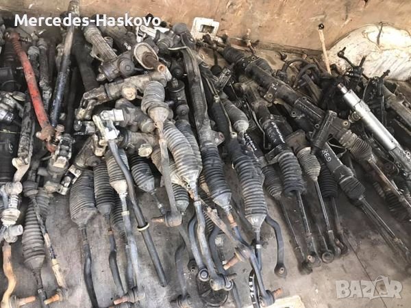  Хидравлични кормилни рейки от ляв и десен волан за Мерцедес, снимка 2 - Части - 39462487