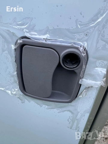 Оригинална алуминиева врата за Кемпер (Чисто нови) (налични 4+2 броя), снимка 2 - Къмпинг мебели - 46501303