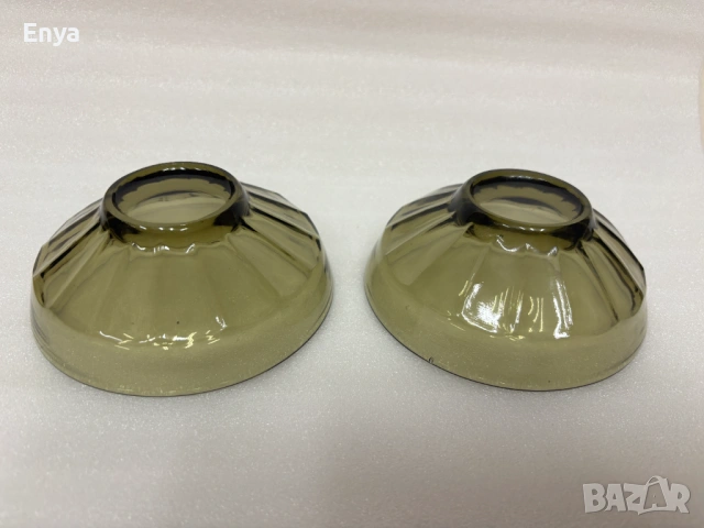 Купички от пресовано стъкло - 2 бр. - за допълване на сервиз, снимка 4 - Чинии - 53745840