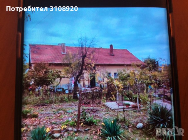 Къща под наем и дворно място в Момчилград, снимка 1 - Етаж от къща - 42134155