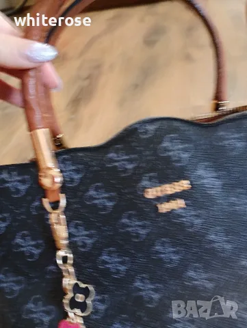 Дамска чанта GUESS , снимка 3 - Чанти - 55894513