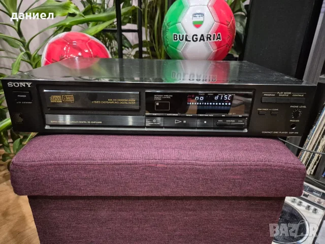 Работещ CD плейър SONY CDP-470 - Made in Japan с добър външен вид, без липси и счупвания + подарък