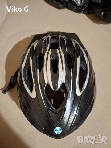 велосипедна каска Raleigh Infusion, черна и сребриста, снимка 2 - Аксесоари за велосипеди - 52830744