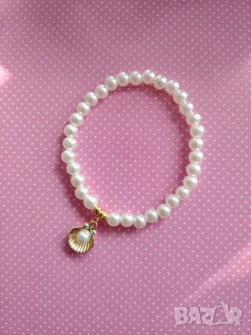 Гривни с талисмани  Към всяка може да се добави име 