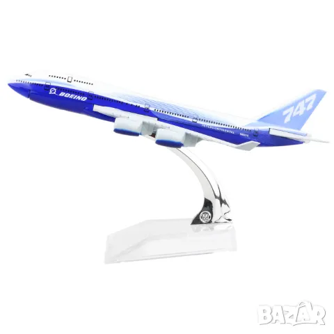 Бойнг 747 самолет модел макет метален лайнер пътнически летящ, снимка 2 - Колекции - 49506817