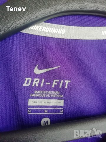 Nike Running Dri-Fit оригинална дамска лилава тениска фланелка размер М , снимка 3 - Тениски - 41628650