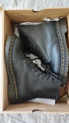 ЧИСТО НОВИ Кожени кубинки Dr. Martens 1460 (37 номер)