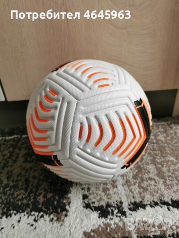 Футболна топка за тренировки и мачове. Чисто нова. Размер 5, снимка 2 - Футбол - 52346935